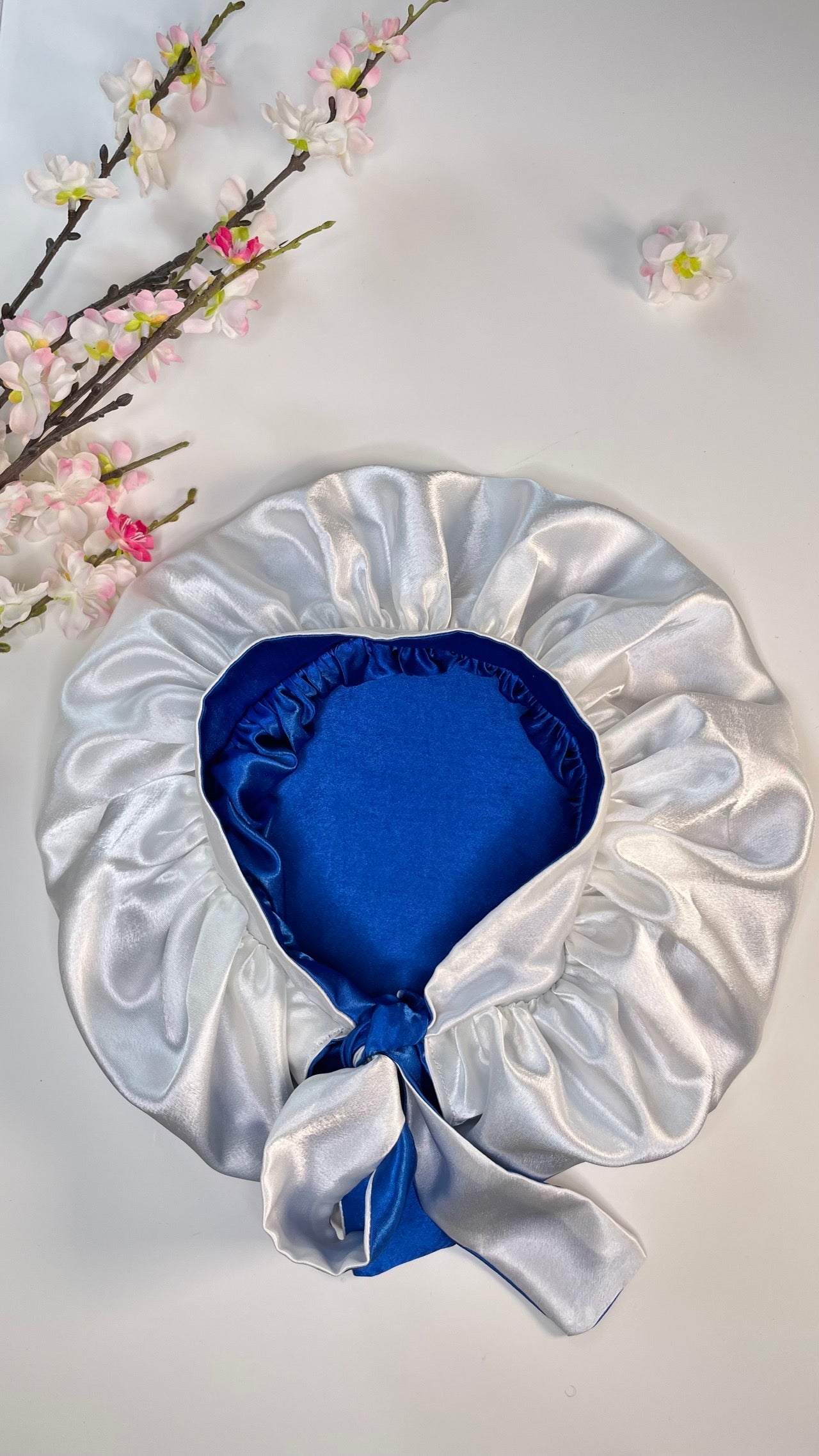 Bonnet Satin Réversible - Bleu & Ivoire