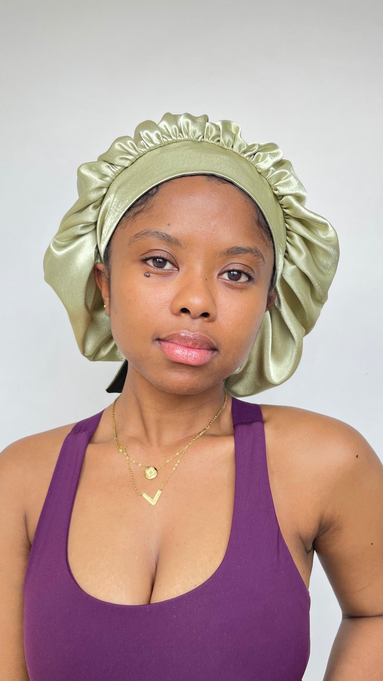 Bonnet Satin Réversible - Vert Sauge & Kaki