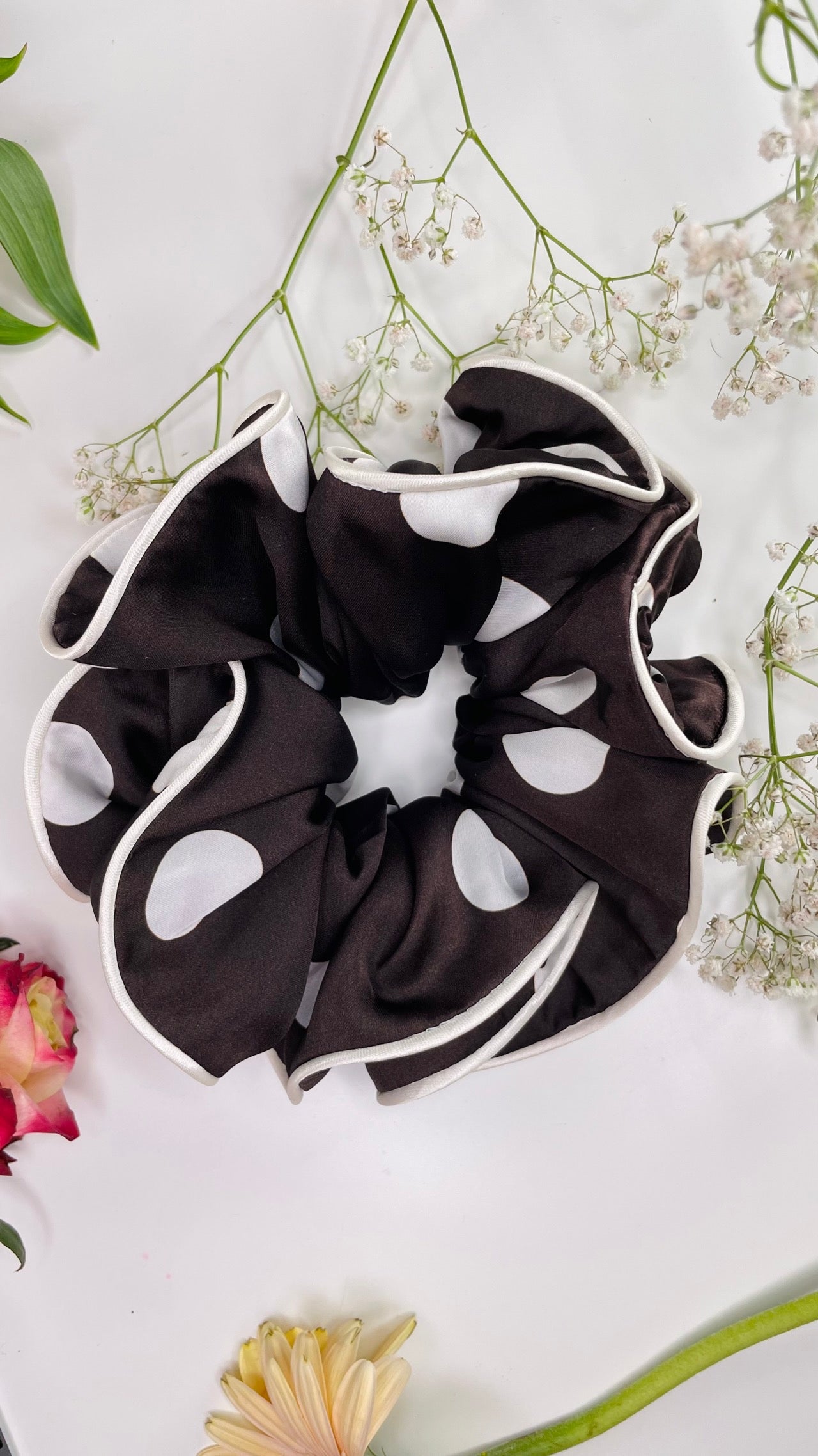 CHOUCHOU XXL CLASSIQUE – POIS BLANC & PASSEPOIL