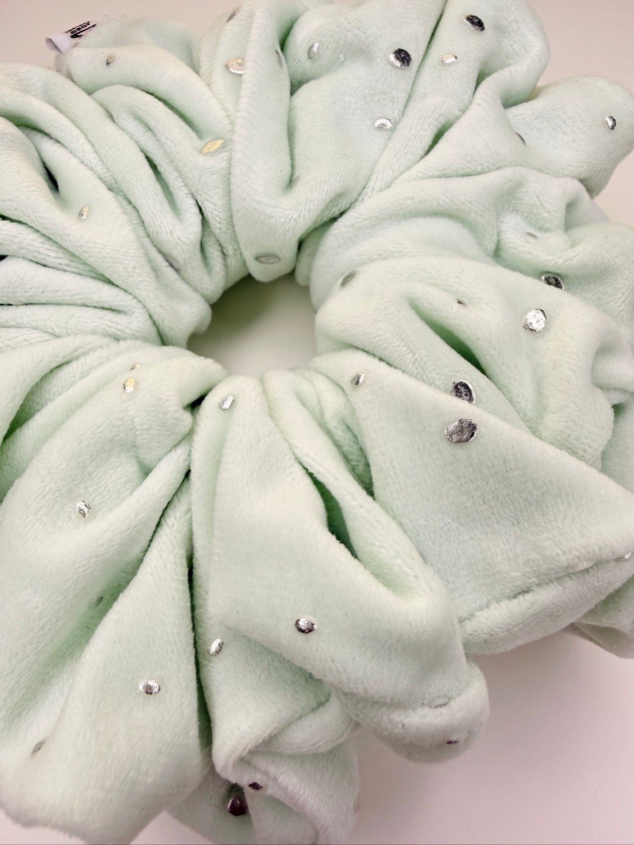 Chouchou Mini Velours Strass – Vert Menthe