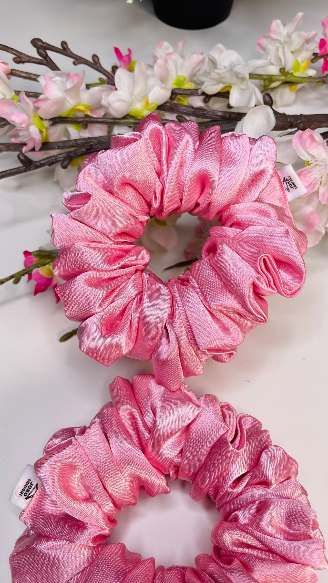 CHOUCHOU SATIN - Rose Barbie - Taille Moyenne