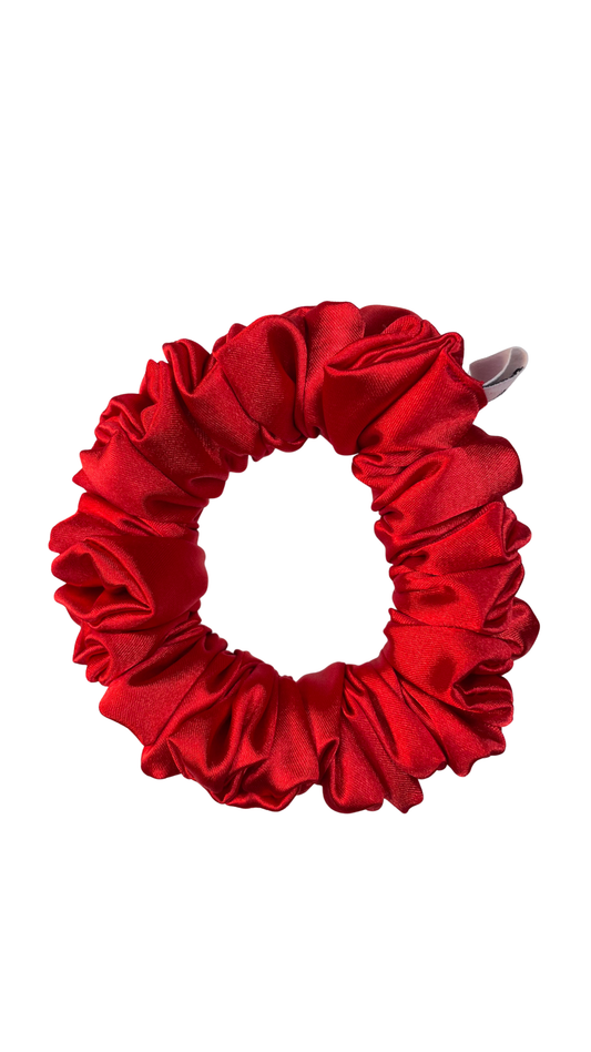 Mini Chouchou Satin Rouge – Édition Saint-Valentin